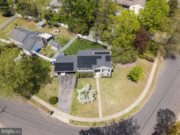 310 SUSAN DR, Cinnaminson, NJ 08077