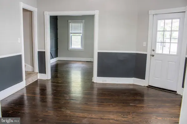 262 EAST LINDEN ST, Moorestown, NJ 08057
