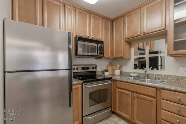 539 Woodside Oaks #6, Sacramento, CA 95825