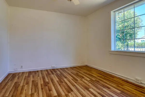 2389 Empress ST, Sacramento, CA 95815