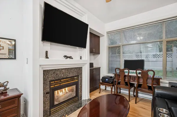 3176 Plateau BLVD #208, Coquitlam, BC V3E 3J2