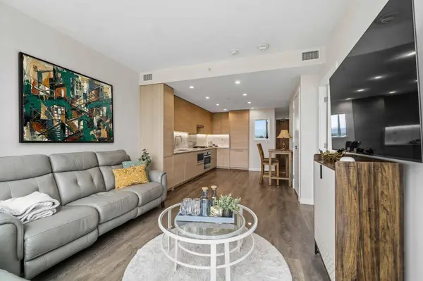 305 Morrissey RD #2303, Port Moody, BC V3H 0M3