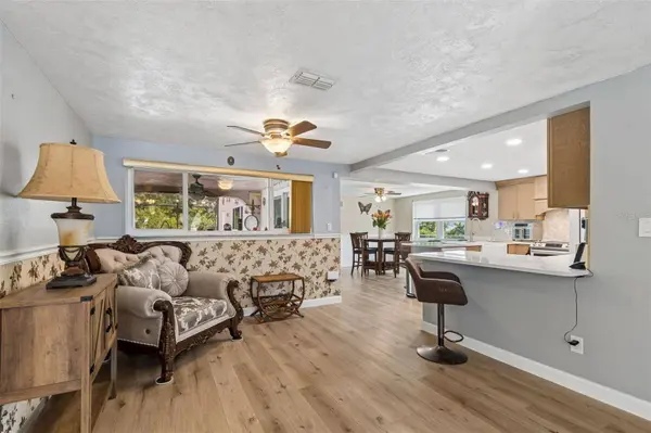 9252 GLEN MOOR LN, Port Richey, FL 34668