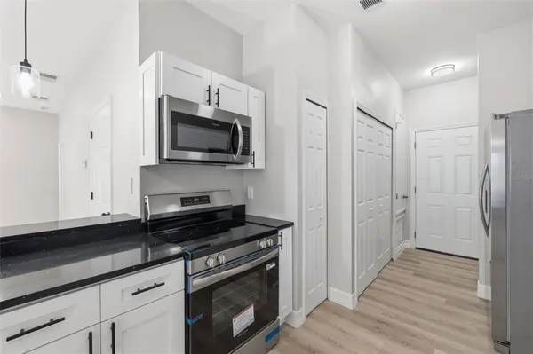 319 E HANLON ST, Tampa, FL 33604