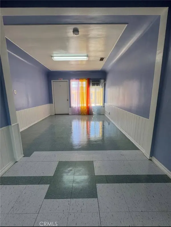 2052 Browning BLVD, Los Angeles, CA 90062