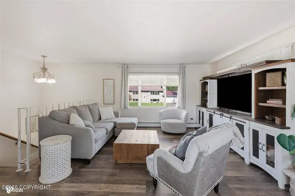 613 Laurel DR, Kenai, AK 99611
