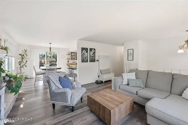 613 Laurel DR, Kenai, AK 99611