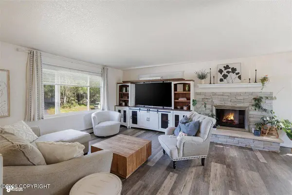 613 Laurel DR, Kenai, AK 99611