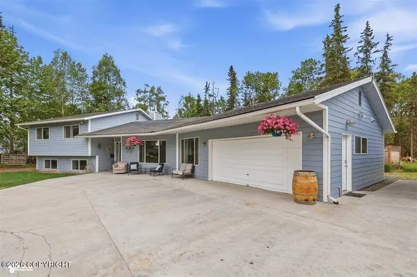 33100 Rensselaer LN, Soldotna, AK 99669