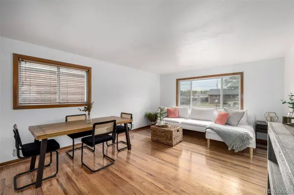 10095 W 41st AVE, Wheat Ridge, CO 80033