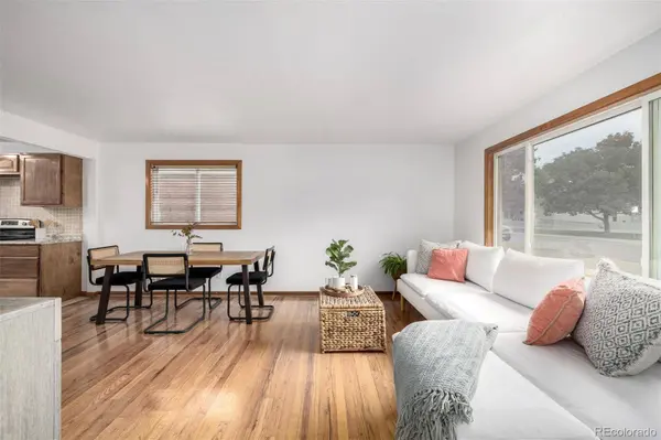 10095 W 41st AVE, Wheat Ridge, CO 80033