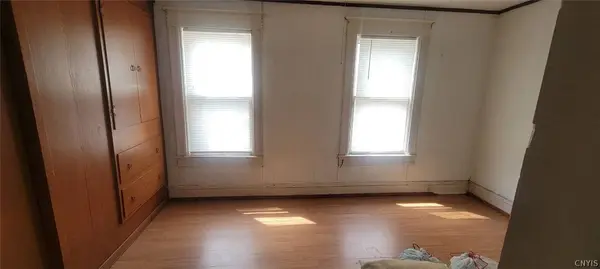 1002 W Dominick ST, Rome, NY 13440