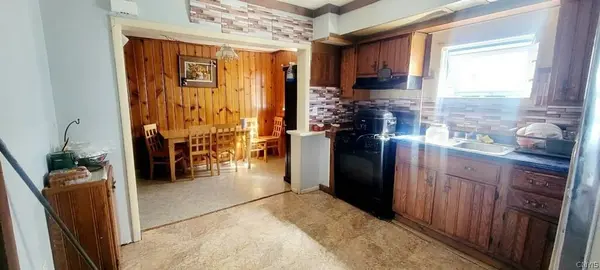 1002 W Dominick ST, Rome, NY 13440