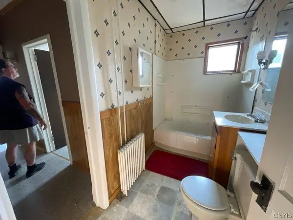 55 1/2 N Helmer AVE, Dolgeville, NY 13329