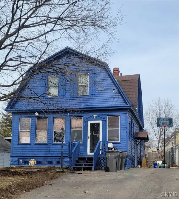 1002 W Dominick ST, Rome, NY 13440