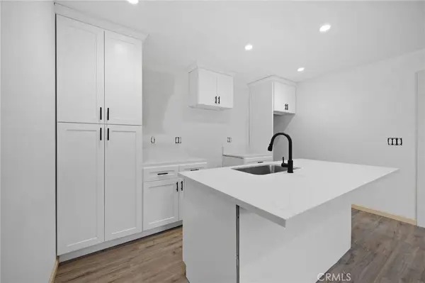 543 N Barbara, Azusa, CA 91702