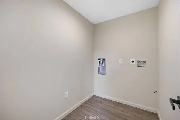 541 N Barbara #B, Azusa, CA 91702