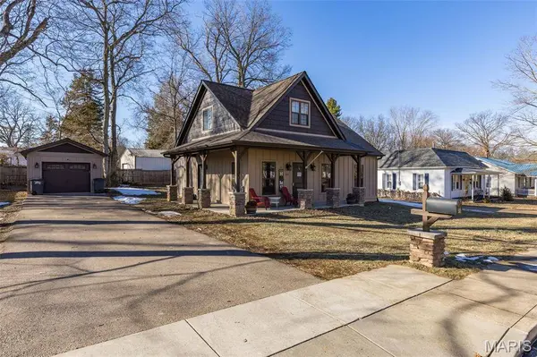 511 S A ST, Farmington, MO 63640