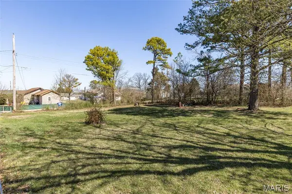 102 S Roosevelt ST, Desloge, MO 63601