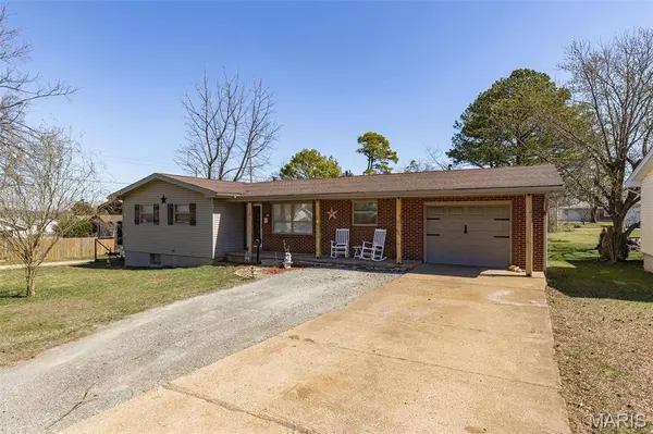 102 S Roosevelt ST, Desloge, MO 63601