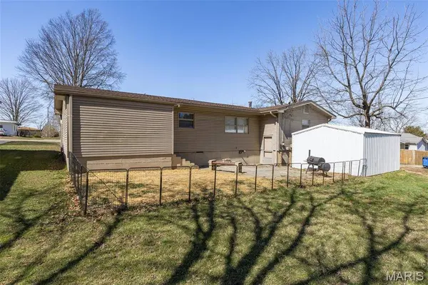 102 S Roosevelt ST, Desloge, MO 63601