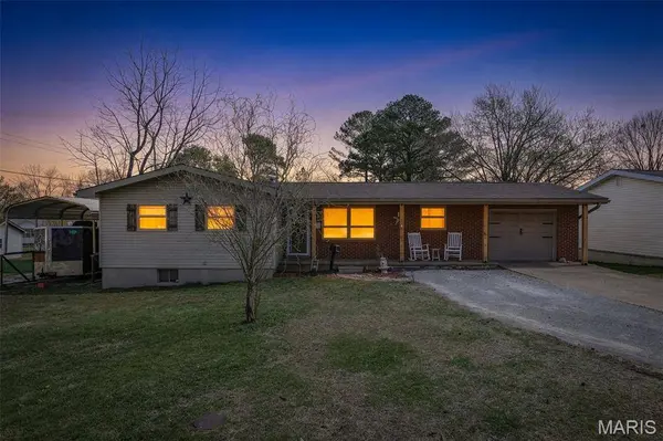 102 S Roosevelt ST, Desloge, MO 63601