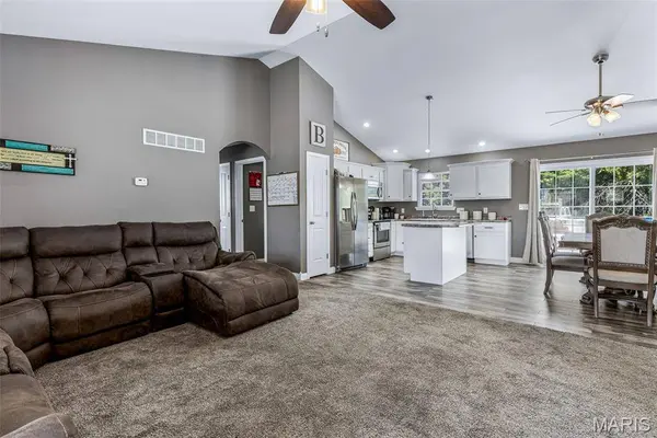 445 N Haven DR, Farmington, MO 63640