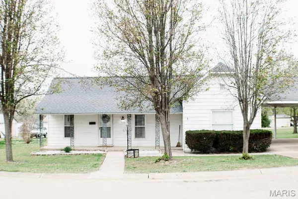 113 S Ravencrest ST, Desloge, MO 63601