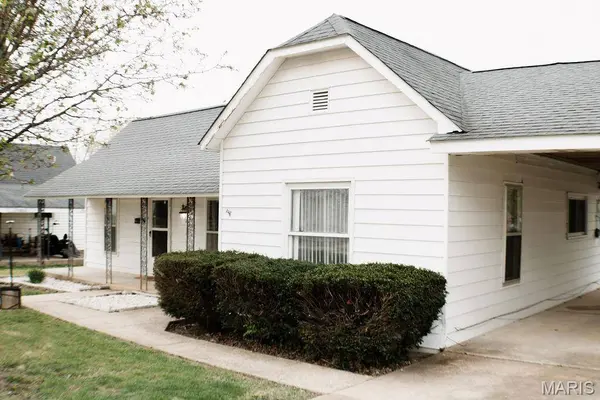 113 S Ravencrest ST, Desloge, MO 63601