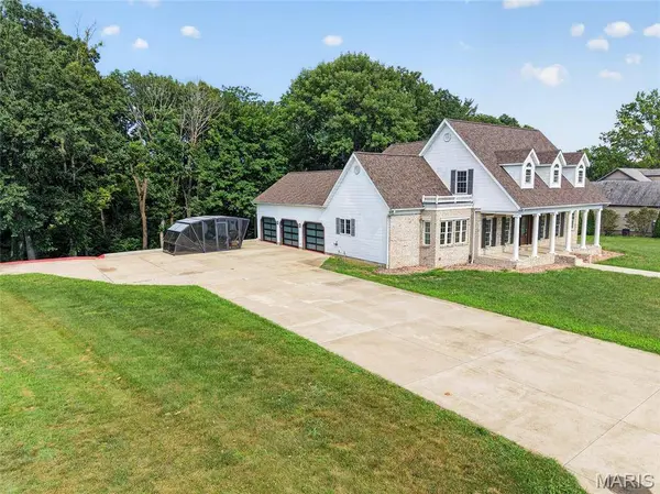412 Willow Creek DR, Farmington, MO 63640