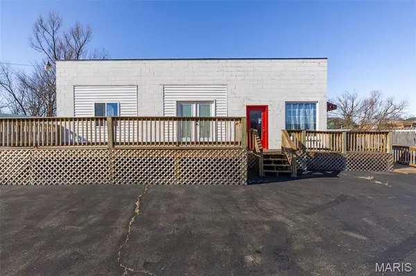 202 Lincoln DR, Fredericktown, MO 63645