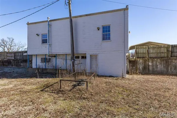 202 Lincoln DR, Fredericktown, MO 63645