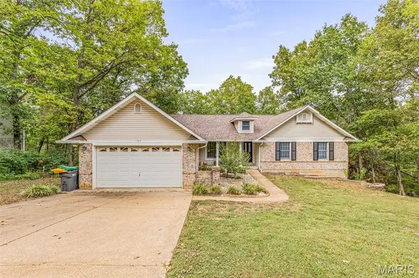 1949 The Woods CIR, Barnhart, MO 63012