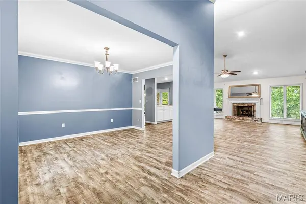 1949 The Woods CIR, Barnhart, MO 63012