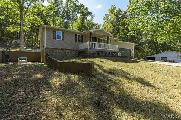 8076 T HWY, Fredericktown, MO 63645
