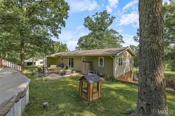 8076 T HWY, Fredericktown, MO 63645