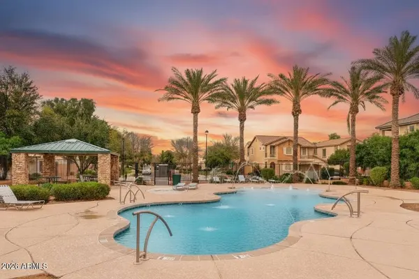 4052 E Milky Way, Gilbert, AZ 85295