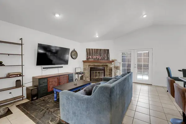 450 Hawthorne DR, Tracy, CA 95376
