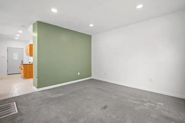 3275 S S 15th Street STREET, Milwaukee, WI 53215