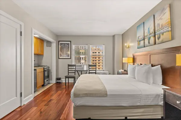 1028 E Juneau AVENUE #418, Milwaukee, WI 53202