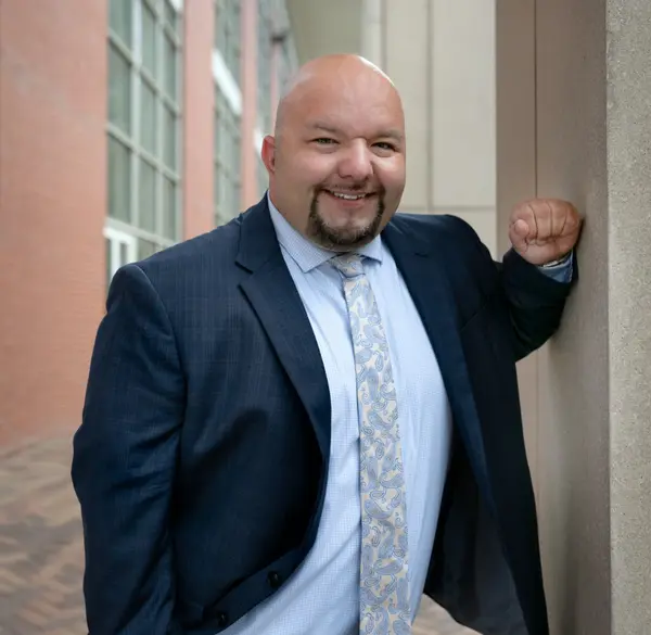 Matt Barlow headshot1