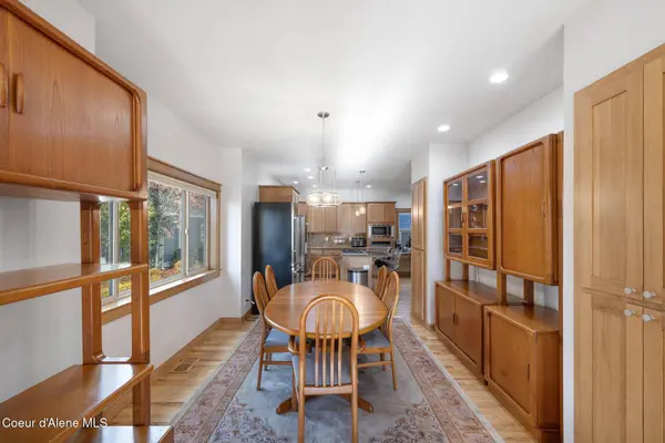 4083 W SHOREVIEW LN, Coeur d'Alene, ID 83814