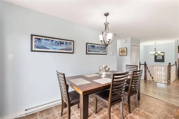 40 Finlaystone Drive, Mt. Pearl, NL A1A 0E2