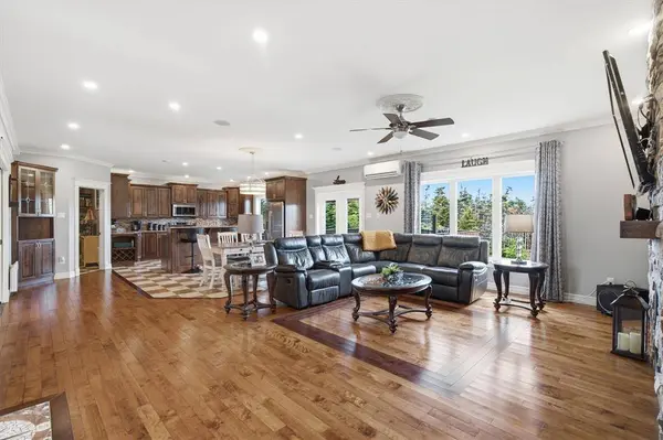 5 Captain Matthew Davis Drive, Torbay, NL A1K 0G7