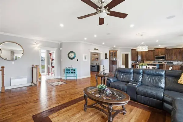 5 Captain Matthew Davis Drive, Torbay, NL A1K 0G7