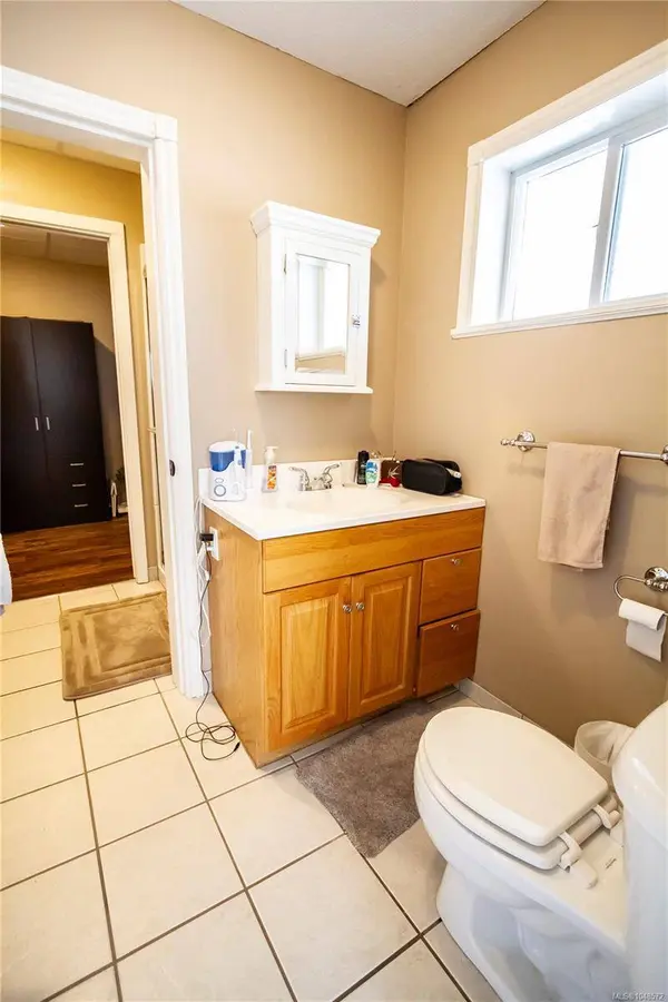 4671 Argyle St, Port Alberni, BC V9Y 1W3