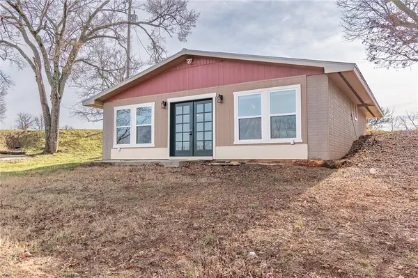 15834 281 Hwy, Lead Hill, AR 72644