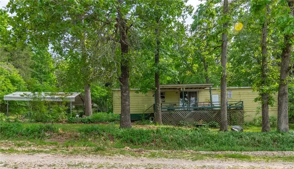 1247 W First St, Lead Hill, AR 72644