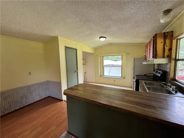 83 NC 2813, Marble Falls, AR 72648