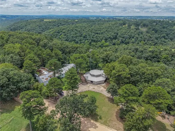 10207 Rainbow Ridge Rd, Omaha, AR 72662
